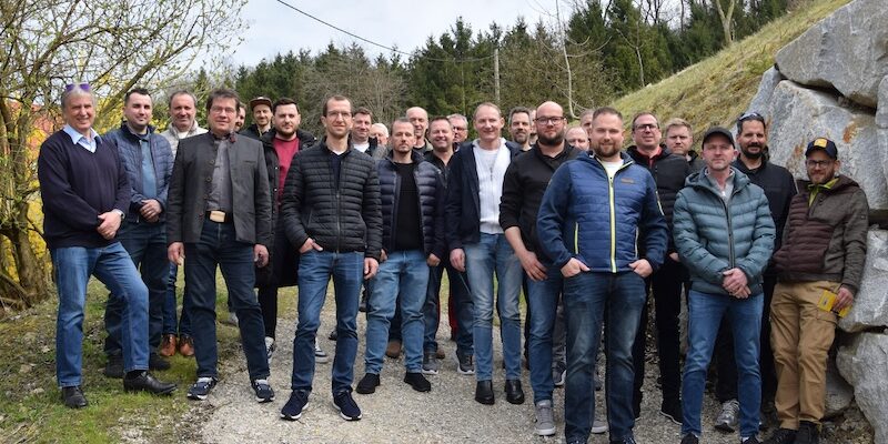 Dellenteam: Re-Zertifizierungsprüfung für Dellentechniker 2024 Dellenteam: Foto der Teilnehmer und Veranstalter der Re-Zertifizierungsprüfung für Dellentechniker 2024